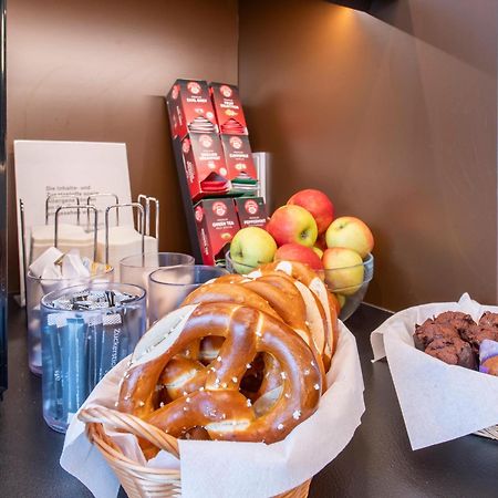 B&B Hotel Muenchen-Olympiapark Экстерьер фото