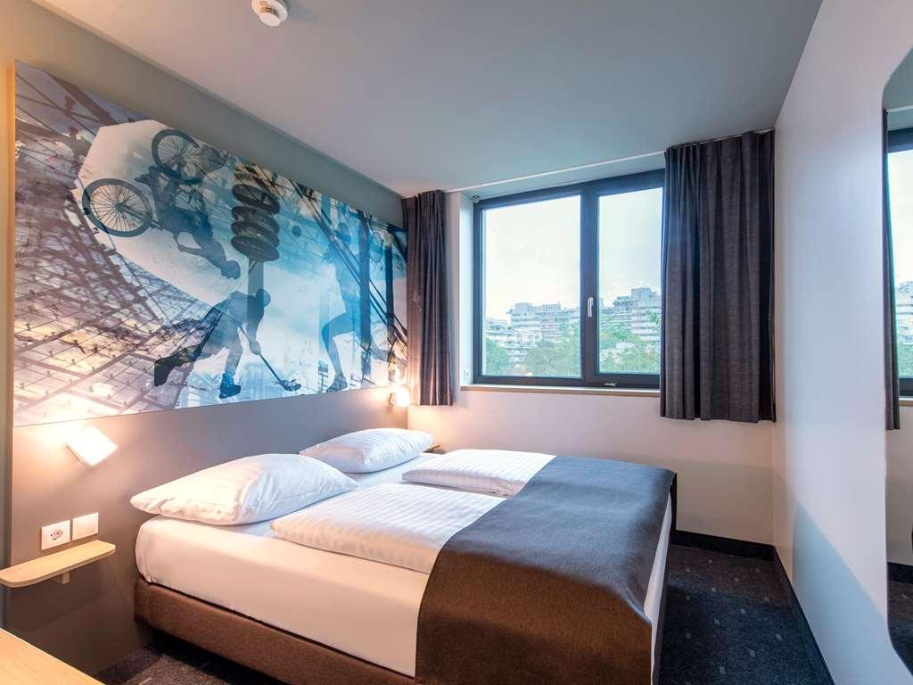 B&B Hotel Muenchen-Olympiapark Номер фото