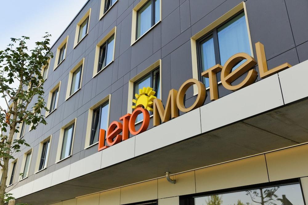B&B Hotel Muenchen-Olympiapark Экстерьер фото