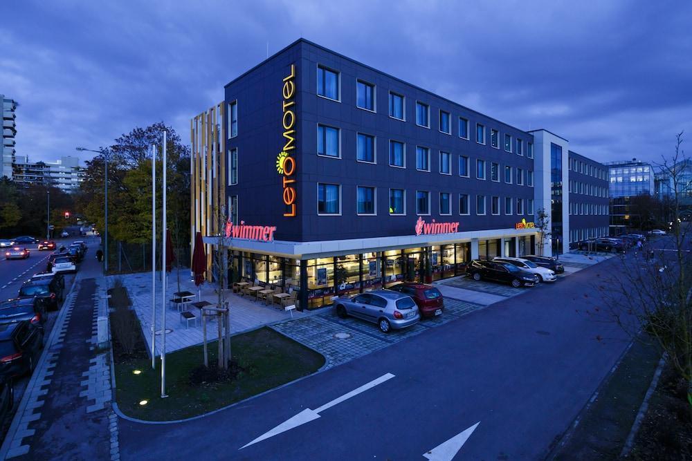 B&B Hotel Muenchen-Olympiapark Экстерьер фото